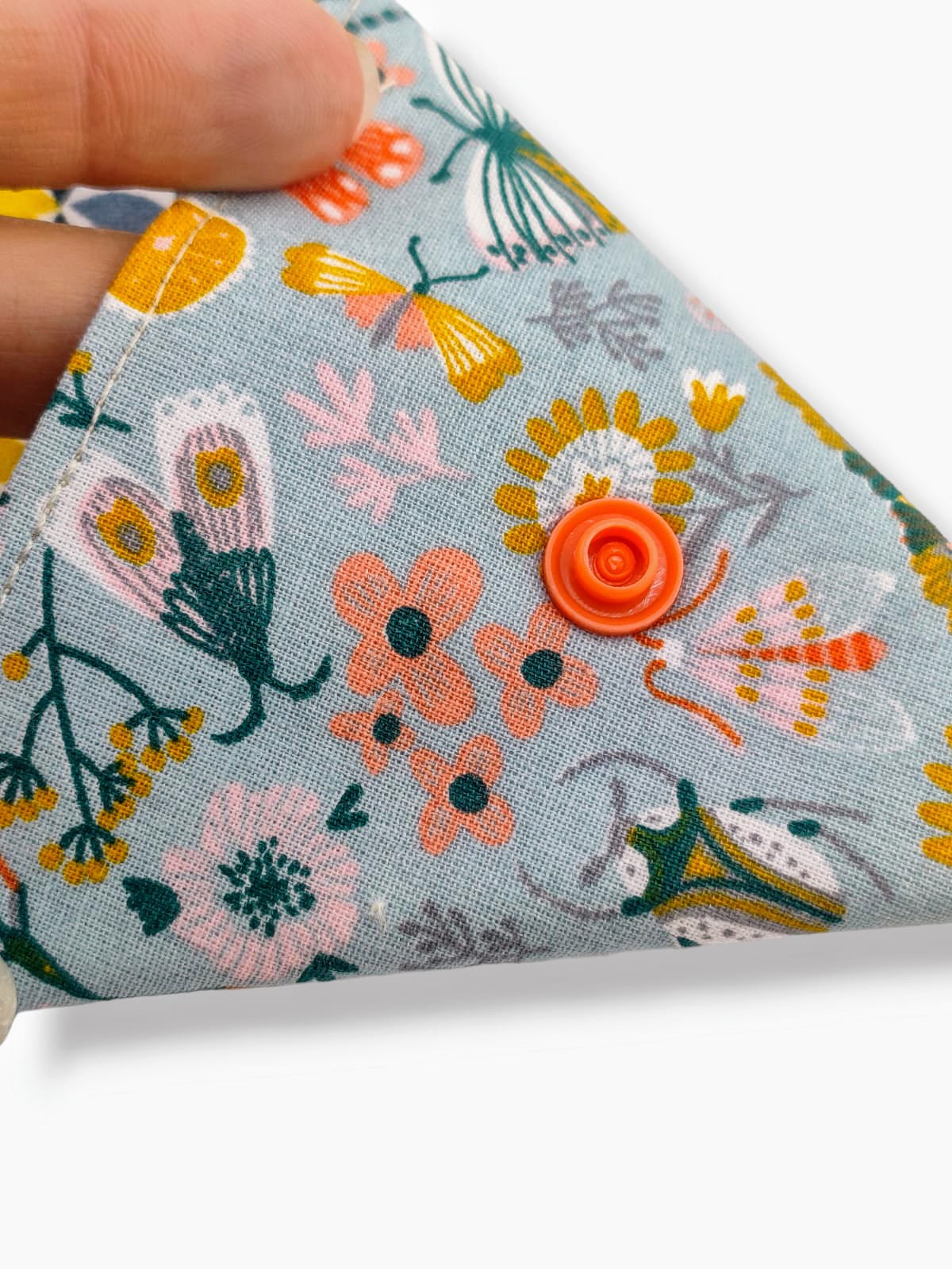 Monedero triangular mariposas