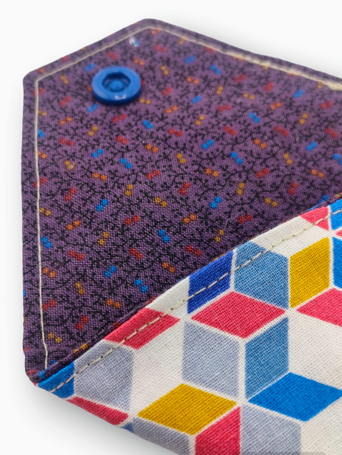 Monedero triangular geométrico
