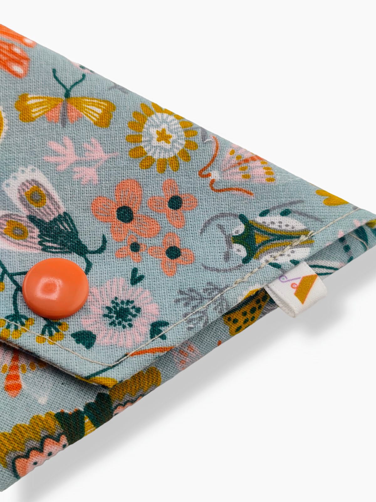 Monedero triangular mariposas