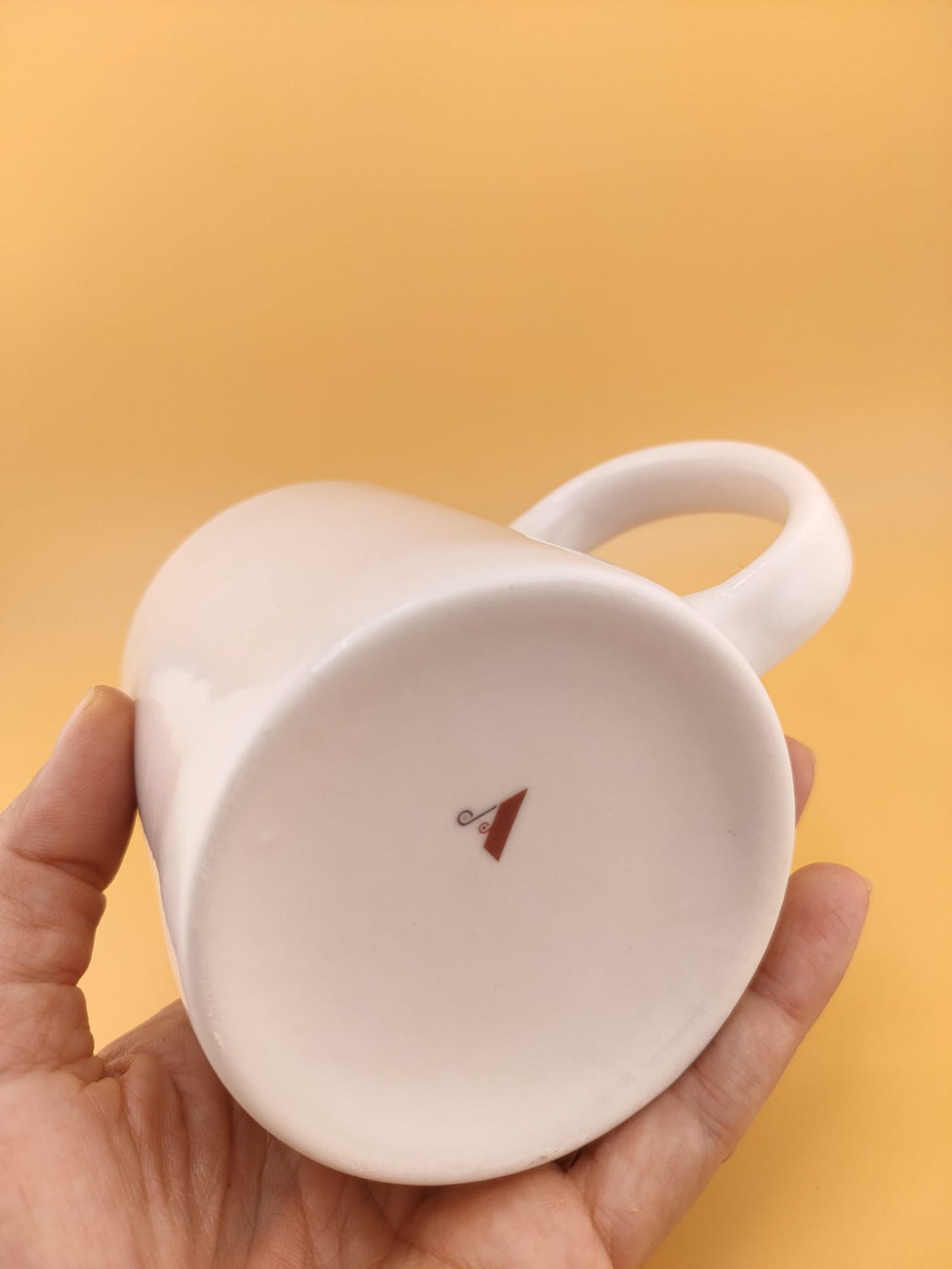 Taza patinando
